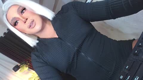 Snapshot of gorgeous_devilxxx chatting on January 9, 7:11 am Samantha online show from January 9, 7:11 am