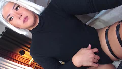 Snapshot of gorgeous_devilxxx chatting on March 4, 3:01 am Samantha online show from March 4, 3:01 am