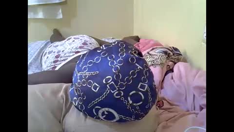 gorgeous_maya1 online show from March 29, 1:22 pm