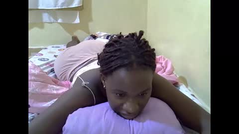 gorgeous_maya1 online show from April 24, 7:22 am