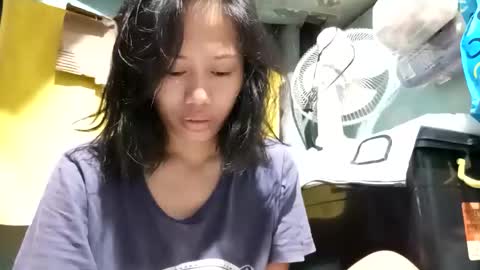 GorgeousPinay babe online show from April 6, 8:21 pm