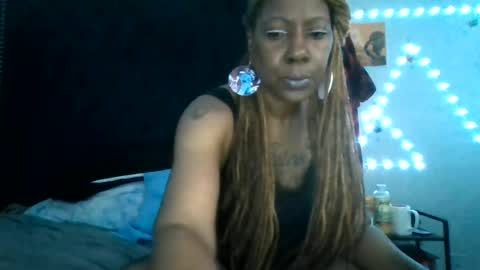 Sue Goddess online show from June 25, 1:59 pm