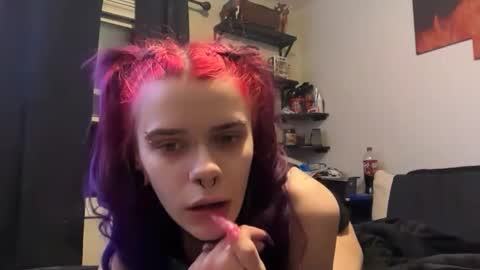 gothbunniexoxo online show from February 18, 1:45 am