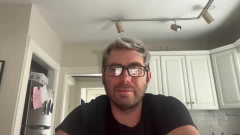 Snapshot of gr33nvap chatting on February 14, 8:38 pm Cuddleguy online show from February 14, 8:38 pm