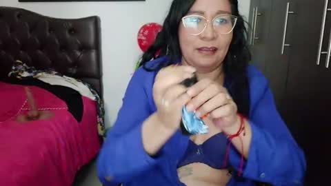 Snapshot of grace_mature_milf chatting on June 26, 12:59 am grace_mature_milf online show from June 26, 12:59 am