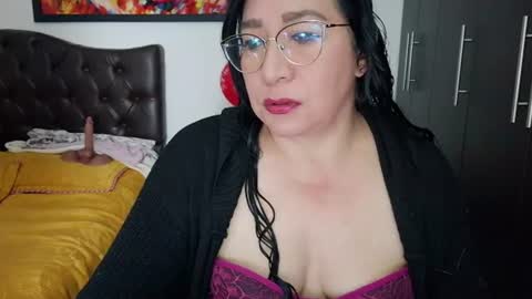 Snapshot of grace_mature_milf chatting on July 7, 11:58 am grace_mature_milf online show from July 7, 11:58 am