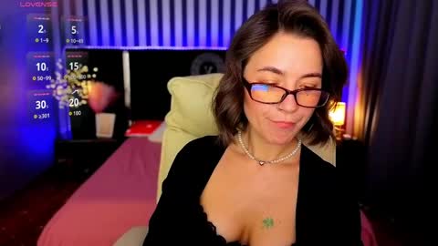 gracefulmichelle online show from April 15, 7:59 am