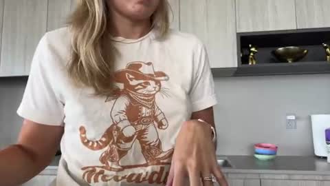 Gracie Mae online show from July 28, 5:45 pm