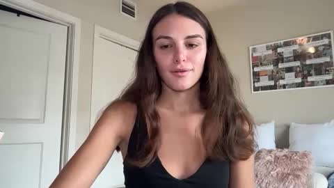 Gracie Smith online show from June 9, 6:19 pm