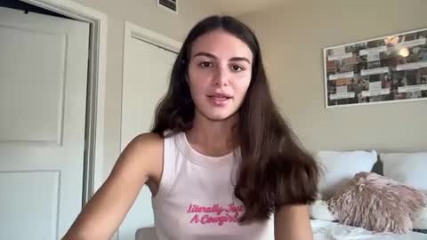 Gracie Smith online show from June 24, 7:02 pm