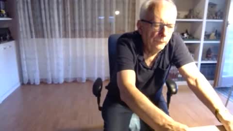grandpach online show from May 26, 6:09 am