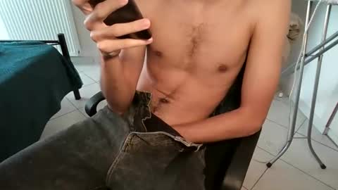 Snapshot of grcammer chatting on November 23, 3:01 pm GrCammer online show from November 23, 3:01 pm