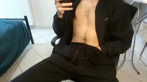 Snapshot of grcammer chatting on December 5, 2:14 pm GrCammer online show from December 5, 2:14 pm