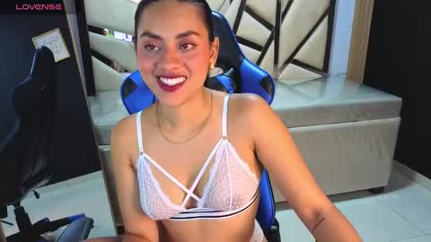 Grecia online show from April 29, 1:04 pm