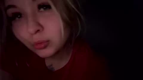 Lina 3 online show from March 15, 7:53 pm