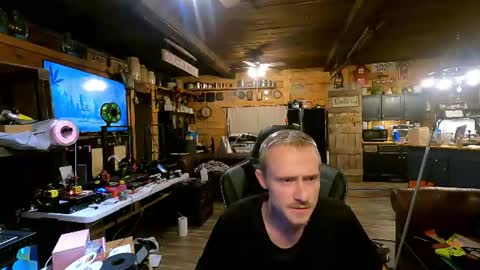 Greenlungs8195 online show from August 1, 9:41 am