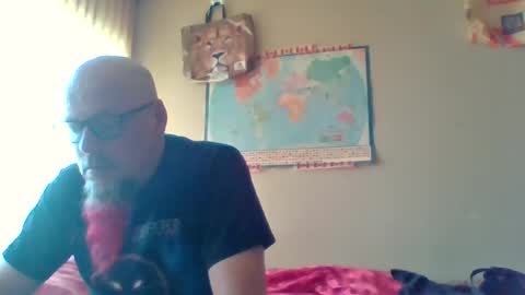 Snapshot of gregrev chatting on July 8, 1:10 am gregrev online show from July 8, 1:10 am
