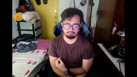 Snapshot of greybondage93 chatting on November 30, 8:07 am Grey Hardy Slave online show from November 30, 8:07 am