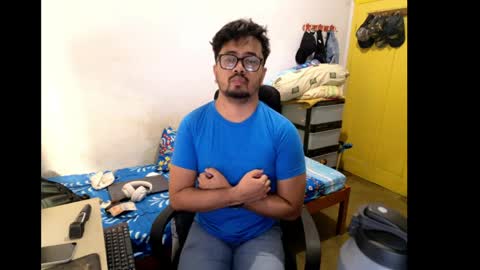 Snapshot of greybondage93 chatting on April 13, 5:07 pm Grey Hardy Slave online show from April 13, 5:07 pm