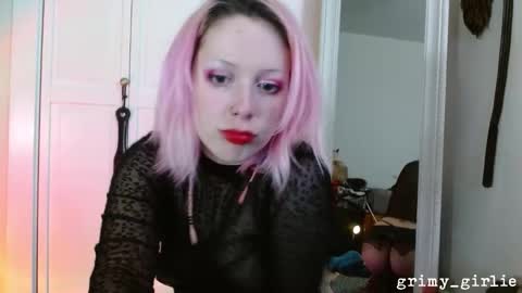 grimygirlie online show from February 25, 3:16 am