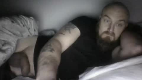 groszizi62 online show from February 22, 1:42 pm