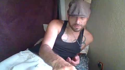 guichoandresnunez online show from May 10, 10:59 pm
