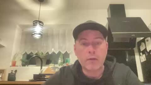 guil0 online show from February 22, 6:02 am