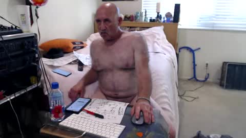 guitarsexgod2 online show from June 29, 2:07 am