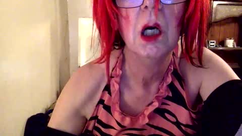 gurlydiesel online show from February 2, 11:36 pm