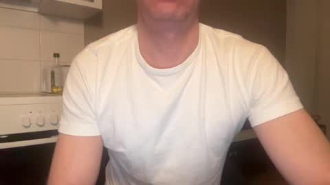 Snapshot of guyfromfinland1981 chatting on January 19, 6:28 am NaughtyFitHusband online show from January 19, 6:28 am