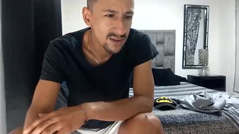 karim online show from May 9, 4:17 am