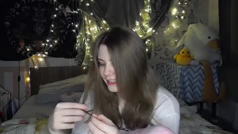 Gwen online show from March 12, 7:09 pm