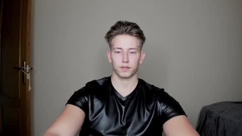 Oliver online show from December 23, 6:58 pm