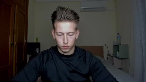 Oliver online show from February 24, 5:53 pm