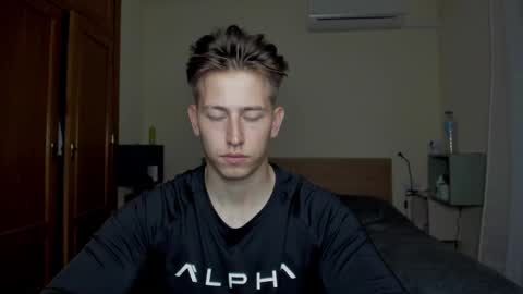 Oliver online show from February 26, 11:26 pm