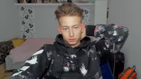 Oliver online show from September 26, 6:45 pm