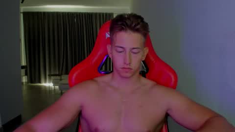 Oliver online show from November 8, 4:40 pm