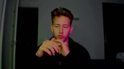 Oliver online show from January 13, 4:45 pm