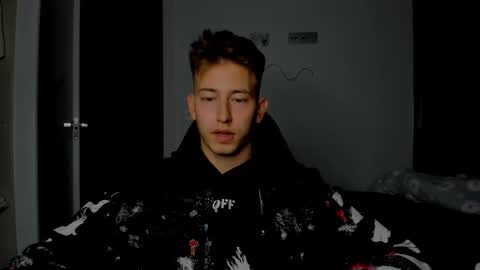 Oliver online show from February 24, 11:47 pm