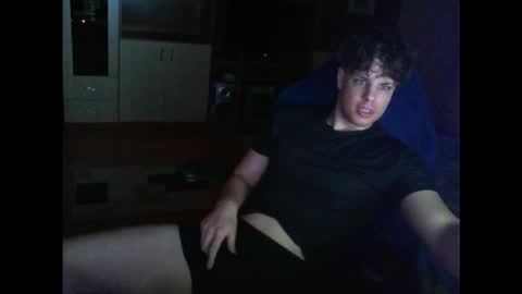 gymguy0505 online show from January 17, 10:46 pm