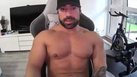 gymking999 online show from February 11, 1:51 pm