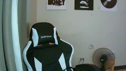 AJ online show from April 23, 11:53 am