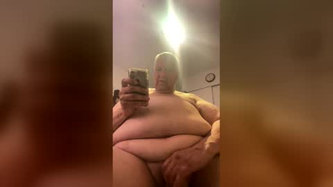 gymrat1123 online show from March 31, 3:30 am