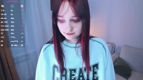 Kelly  Lilly online show from January 31, 7:11 pm