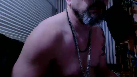 Snapshot of h1ghman chatting on February 24, 2:04 pm h1ghman online show from February 24, 2:04 pm