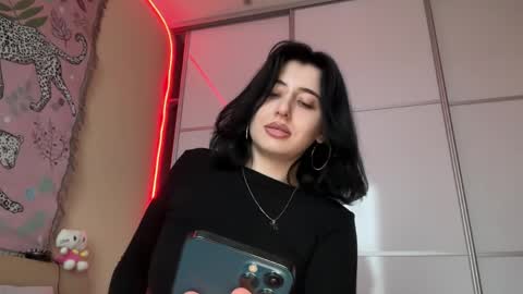 Snapshot of h3l9a_pataki chatting on May 28, 3:53 pm Helga online show from May 28, 3:53 pm