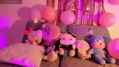 Hello Kitty online show from March 27, 12:16 pm