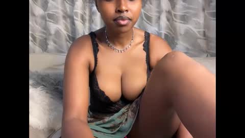 Snapshot of h_o_t_goddess chatting on May 9, 4:39 am h_o_t_goddess online show from May 9, 4:39 am