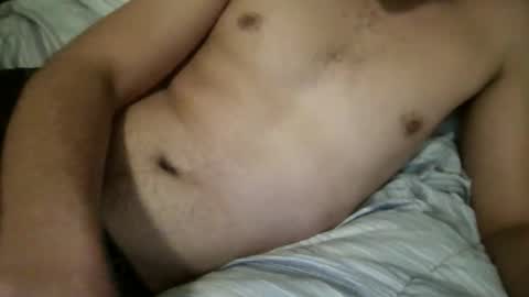 Snapshot of hablale01 chatting on January 16, 3:54 am hablale01 online show from January 16, 3:54 am