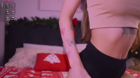 Snapshot of hadleynichols chatting on January 9, 1:19 am Hi Im Rebecca Glad to see you in my room PVT is open online show from January 9, 1:19 am